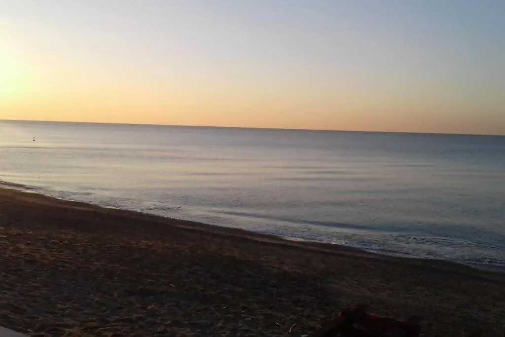Larte Al Mare Vicino Spiaggia Con Ac E Wifi Apartment Savona 0*,  Italy