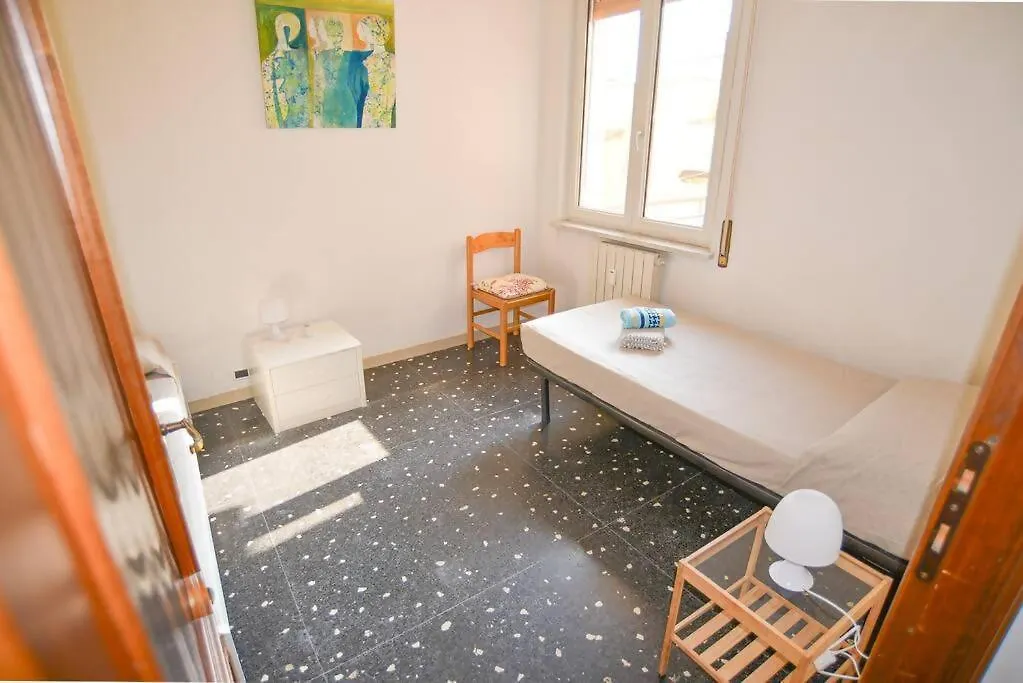 Larte Al Mare Vicino Spiaggia Con Ac E Wifi Apartment Savona